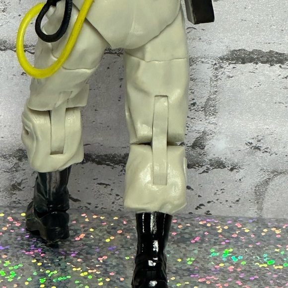 Ghostbusters Classic RAY STANTZ 6-Inch Action Figure 2020 Hasbro - Picture 8 of 9